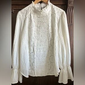 Rockin G Elegant White Lace Blouse